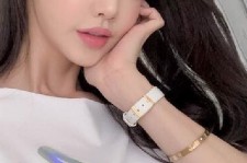 南宁全国在线兼职女伴游联系人(富婆中介2717281818)