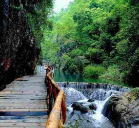 南宁周边旅游(周边旅游景区哪里好玩)