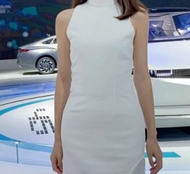 南宁梦到本身做兼职模特(梦到本身做兼职模特工做)
