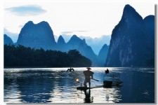 南宁旅游图片(旅游图片真实照片带人)