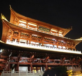 南宁长沙旅游攻略(长沙旅游攻略景点必去长沙美食街)