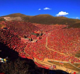 南宁色达旅游攻略(成都到色达旅游攻略)