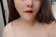 南宁美院系花兼职死商务模特(美院系花兼职商务模特第2部一边看球一边玩)
