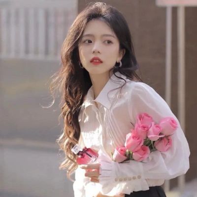 南宁想要应聘去伴游公司上班，但是却不晓得该怎么做
