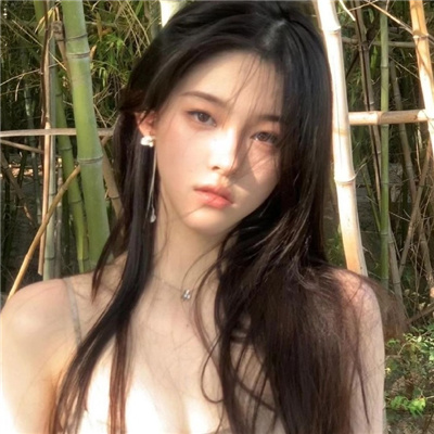 南宁与商务伴游共进晚餐，愉快的营业会谈起头了