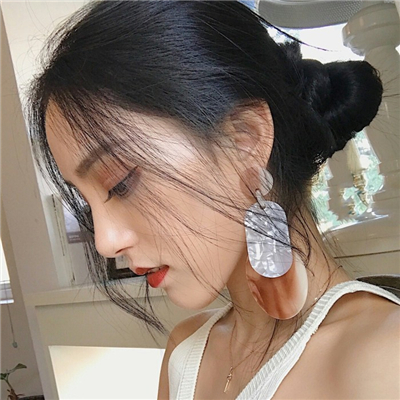 南宁伴游女生张悦然的资料