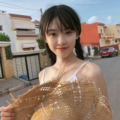 南宁伴游女生李梓萱的资料