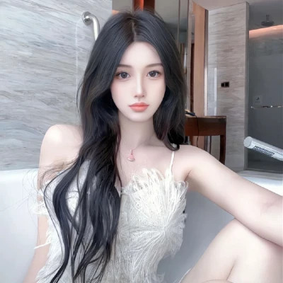 南宁伴游女生吴悠的资料