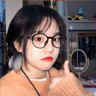 南宁伴游女生荣晴的资料