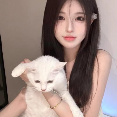 南宁伴游女生陈露晞的资料