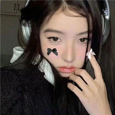 南宁伴游女生纳兰清越的资料