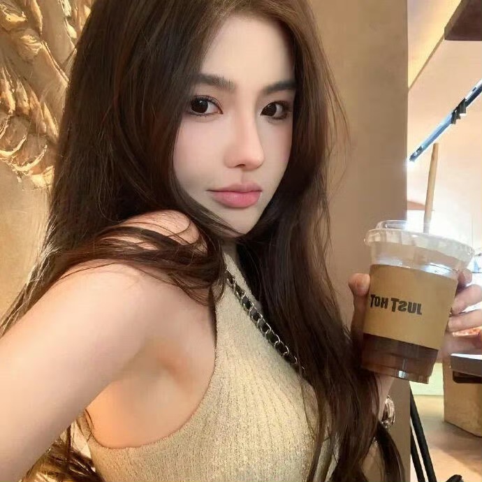 南宁伴游女生阿丽米热·艾美尔的资料