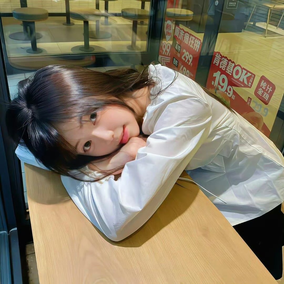 南宁伴游女生沈雨晴的资料