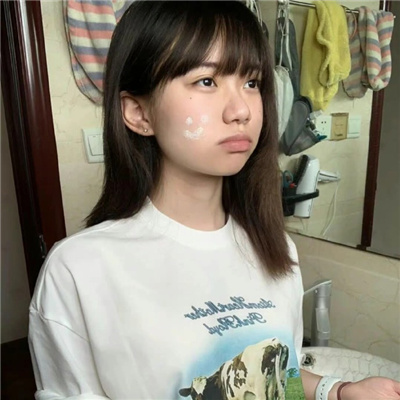 南宁伴游女生邝易云