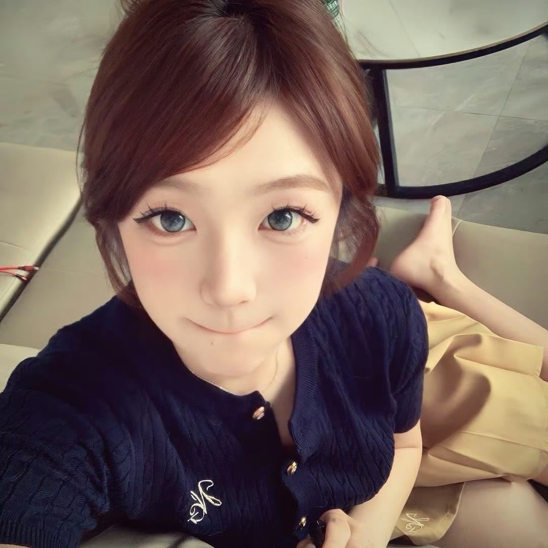 南宁伴游女生 | 荣子舒的资料